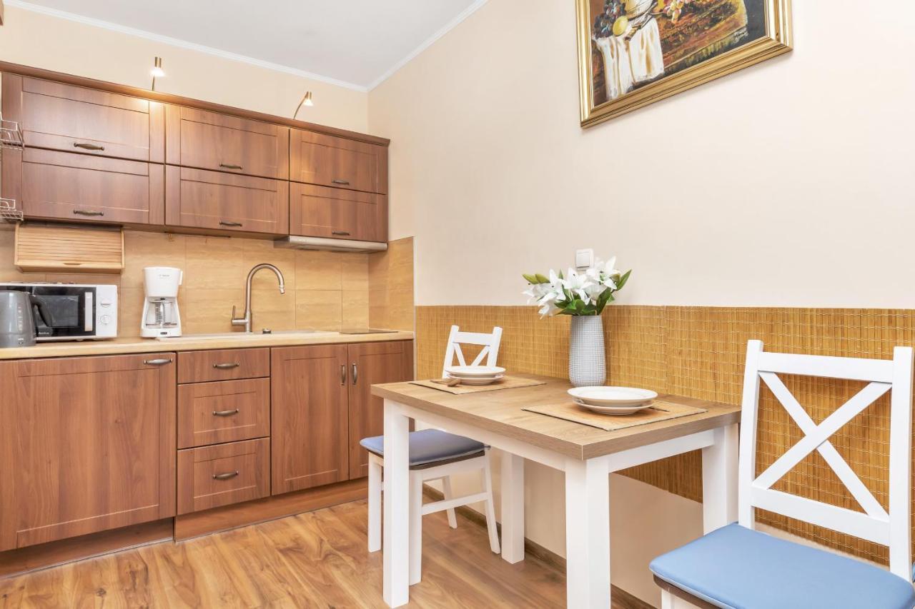 Apartament Na Deptaku Z Parkingiem I Klimatyzacja By Renters Apartment Miedzyzdroje Ngoại thất bức ảnh