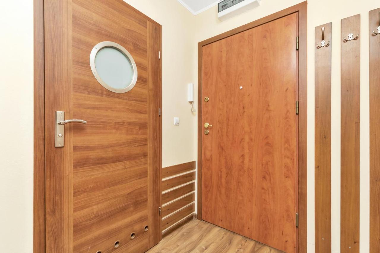 Apartament Na Deptaku Z Parkingiem I Klimatyzacja By Renters Apartment Miedzyzdroje Ngoại thất bức ảnh